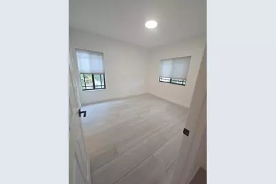 2807 Veronia Drive #107, Palm Beach Gardens, FL 33410 - Photo 5