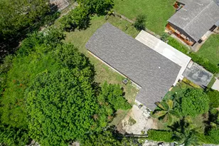 691 NW 20th Ct, Pompano Beach, FL 33060 - Photo 35
