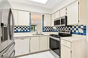 7321 Amberly Ln, Delray Beach, FL 33446 - Photo 11