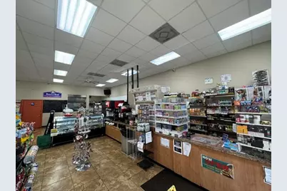 Turnkey Convenience Store, Sebring, FL  - Photo 3