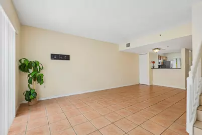 167 Riviera Circle, Weston, FL 33326 - Photo 9
