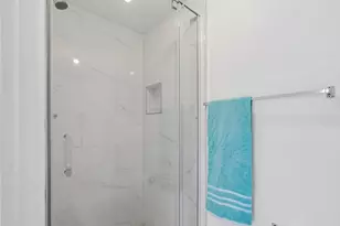 167 Riviera Cir, Weston, FL 33326 - Photo 25