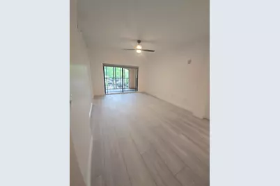 2807 Veronia Drive #108, Palm Beach Gardens, FL 33410 - Photo 3