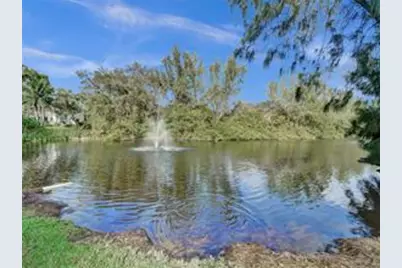 1050 SE 14th Place #15B, Fort Lauderdale, FL 33316 - Photo 21