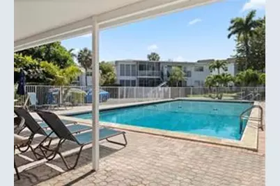 1050 SE 14th Place #15B, Fort Lauderdale, FL 33316 - Photo 13