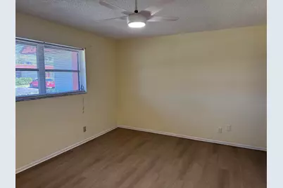 5800 Fernley Drive W #17, West Palm Beach, FL 33415 - Photo 11