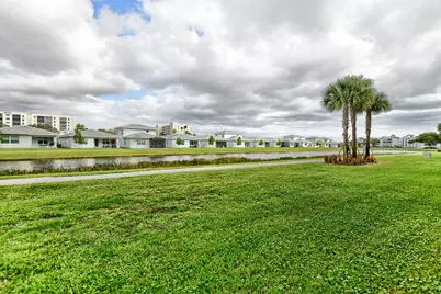 7370 S Oriole Boulevard #102, Delray Beach, FL 33446 - Photo 3