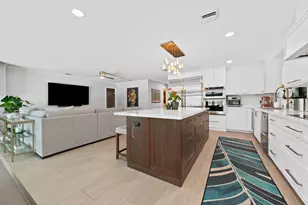 1230 Taylor St, Hollywood, FL 33019 - Photo 9