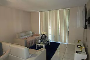 5190 Las Verdes Cir, Delray Beach, FL 33484 - Photo 7