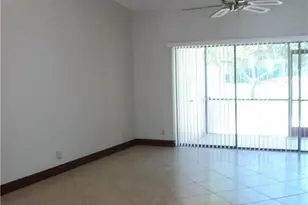 4953 E Lakes Dr, Deerfield Beach, FL 33064 - Photo 7