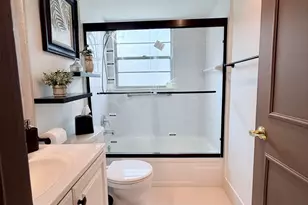 402 Brighton J, Boca Raton, FL 33434 - Photo 23