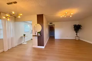 402 Brighton J, Boca Raton, FL 33434 - Photo 9