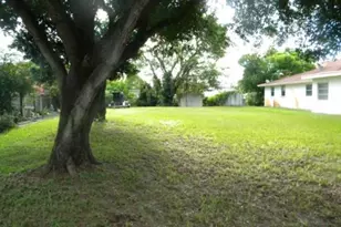 212 NE 14th Ave, Pompano Beach, FL 33060 - Photo 1