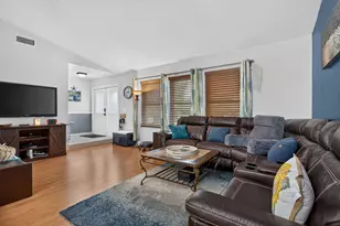 8751 NW 19th St, Coral Springs, FL 33071 - Photo 1
