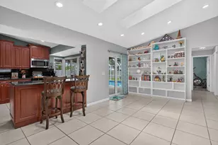 8751 NW 19th St, Coral Springs, FL 33071 - Photo 11