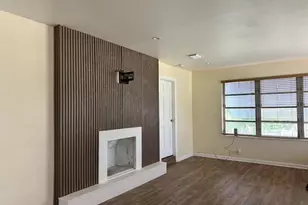 913 N B St, Lake Worth Beach, FL 33460 - Photo 1