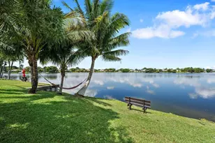 12538 Westhampton Cir, Wellington, FL 33414 - Photo 15