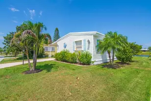 44 Village Ln, Jensen Beach, FL 34957 - Photo 11