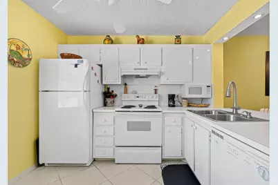 911 Gardenia Drive #249, Delray Beach, FL 33483 - Photo 5