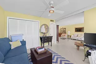 911 Gardenia Dr, Delray Beach, FL 33483 - Photo 25