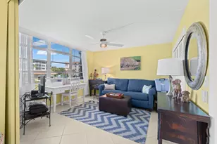911 Gardenia Dr, Delray Beach, FL 33483 - Photo 23