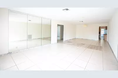 17 SE 8th Terrace, Deerfield Beach, FL 33441 - Photo 3
