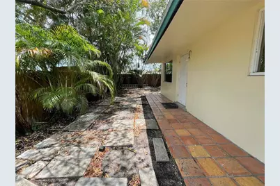 1904 SW 11th Court #1, Fort Lauderdale, FL 33312 - Photo 9