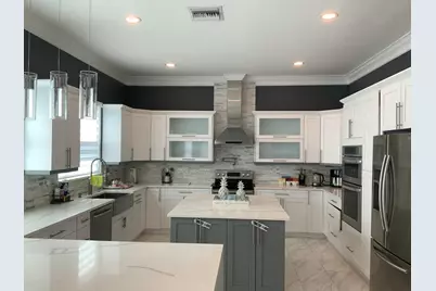 7082 Aliso Avenue, West Palm Beach, FL 33413 - Photo 9