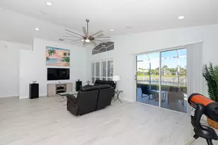 1039 SE Westminster Pl, Stuart, FL 34997 - Photo 7