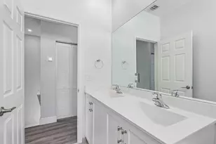 3567 W 110th Terrace, Hialeah, FL 33018 - Photo 27