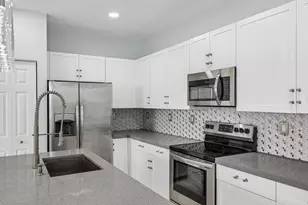 3567 W 110th Terrace, Hialeah, FL 33018 - Photo 17