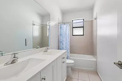 3567 W 110th Terrace, Hialeah, FL 33018 - Photo 25