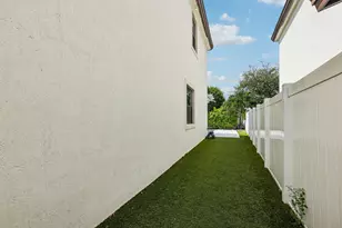 3567 W 110th Terrace, Hialeah, FL 33018 - Photo 41