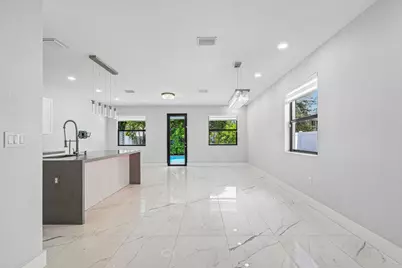 3567 W 110th Terrace, Hialeah, FL 33018 - Photo 11