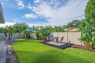 1489 Bevan Dr, Sebastian, FL 32958 - Photo 5