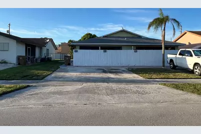3211 SW 1st Street, Deerfield Beach, FL 33442 - Photo 1