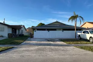 3211 SW 1st St, Deerfield Beach, FL 33442 - Photo 1