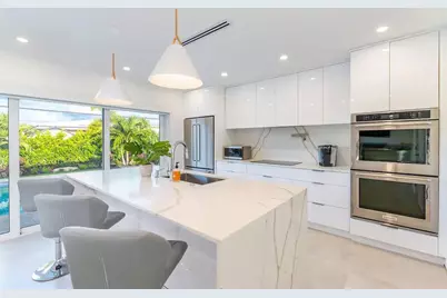 6600 NE 21st Drive, Fort Lauderdale, FL 33308 - Photo 1
