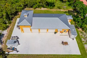 8073 S Indian River Dr, Fort Pierce, FL 34982 - Photo 9