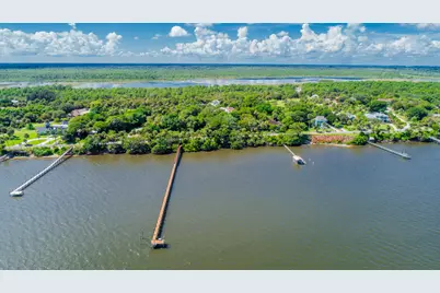 8073 S Indian River Drive, Fort Pierce, FL 34982 - Photo 13