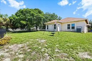 917 14th St, West Palm Beach, FL 33401 - Photo 23