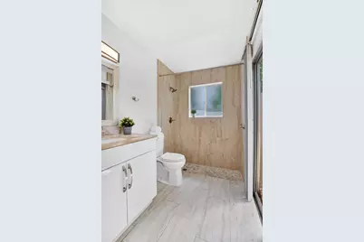 1971 Discovery Circle E, Deerfield Beach, FL 33442 - Photo 15