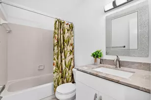 1971 Discovery Cir E, Deerfield Beach, FL 33442 - Photo 17