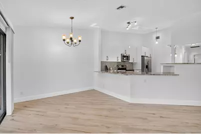 1971 Discovery Circle E, Deerfield Beach, FL 33442 - Photo 7