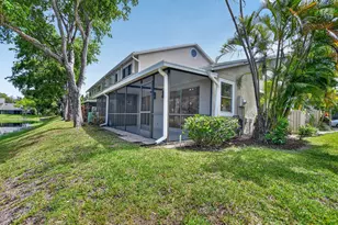 1971 Discovery Cir E, Deerfield Beach, FL 33442 - Photo 25