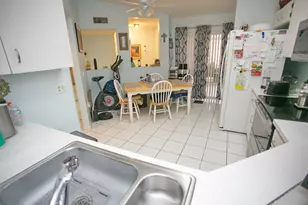 7553 Trent Dr, Tamarac, FL 33321 - Photo 17