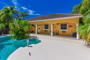 8053 S Indian River Dr, Fort Pierce, FL 34982 - Photo 11
