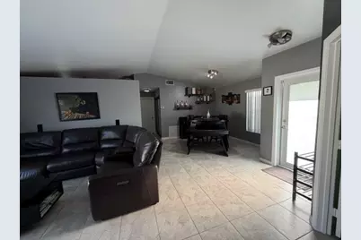 924 Cumberland Terrace, Davie, FL 33325 - Photo 11