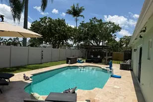 924 Cumberland Terrace, Davie, FL 33325 - Photo 3
