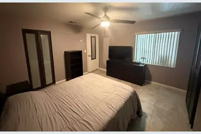 924 Cumberland Terrace, Davie, FL 33325 - Photo 17